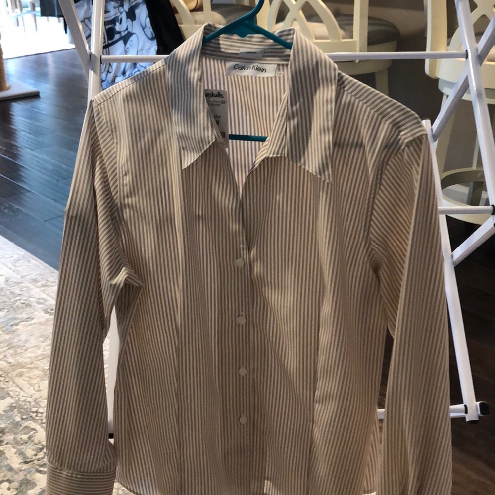 Ladies clothing